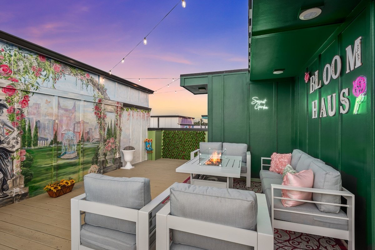 Downtown Nashville 3mi | 2 Homes | Rooftop Luxe gallery image 2