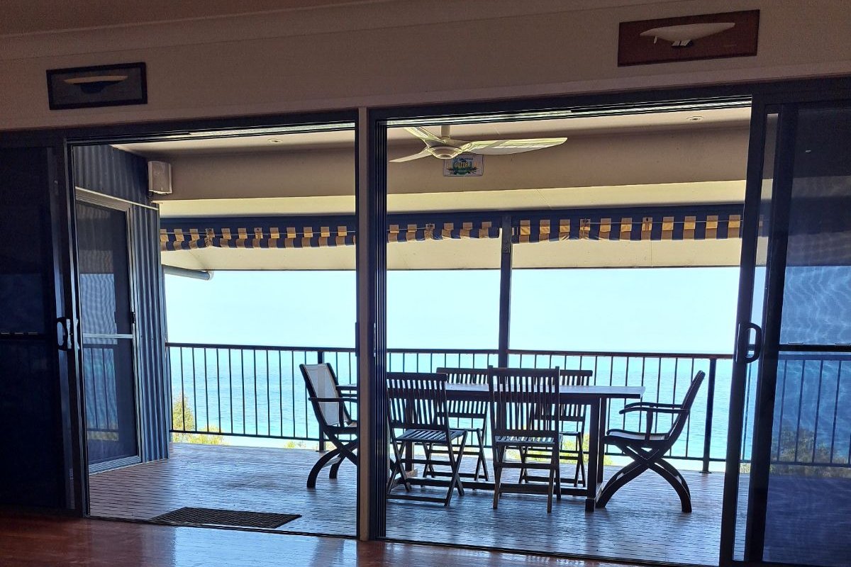 Coign 7 – Spacious Island Home Overlooking the Bay gallery image 4