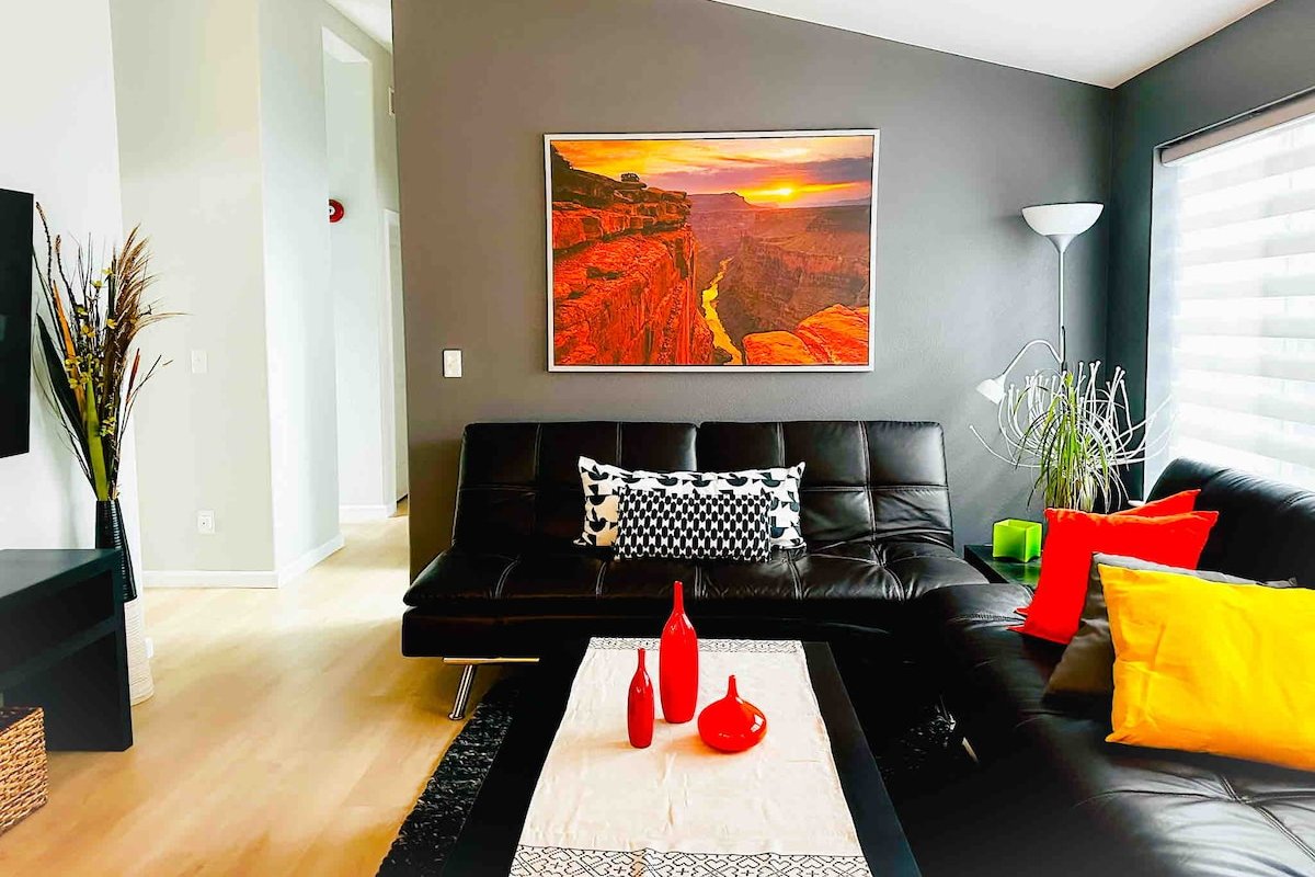 Kaval Park – Peaceful Urban Oasis gallery image 2