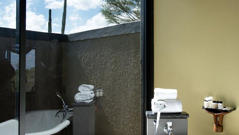 Epako Safari Lodge Junior Suite