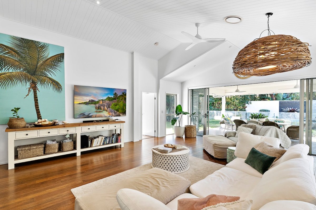 Cala Luna Beach House gallery image 2