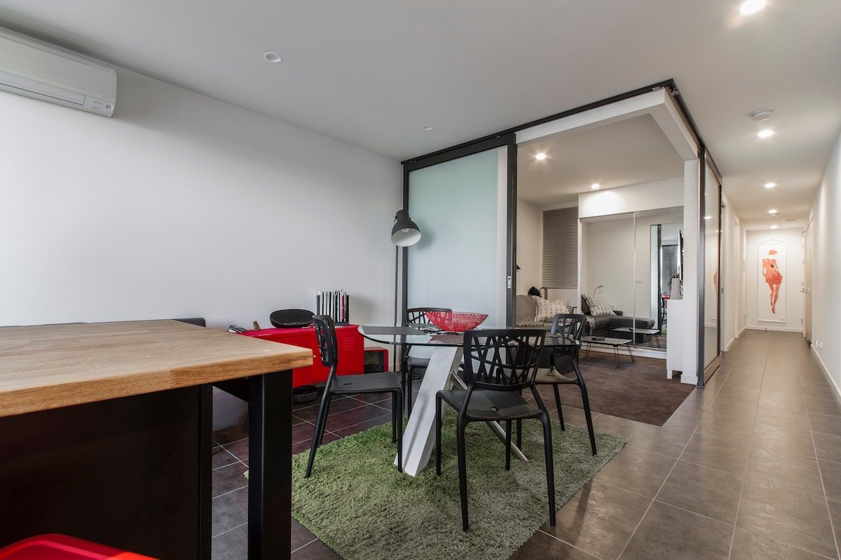 Trendy Apartment in Fitzroy gallery image 3