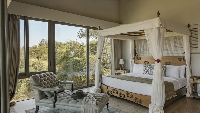 Meliá Serengeti Lodge 1 Bedroom Suite Lagoon View