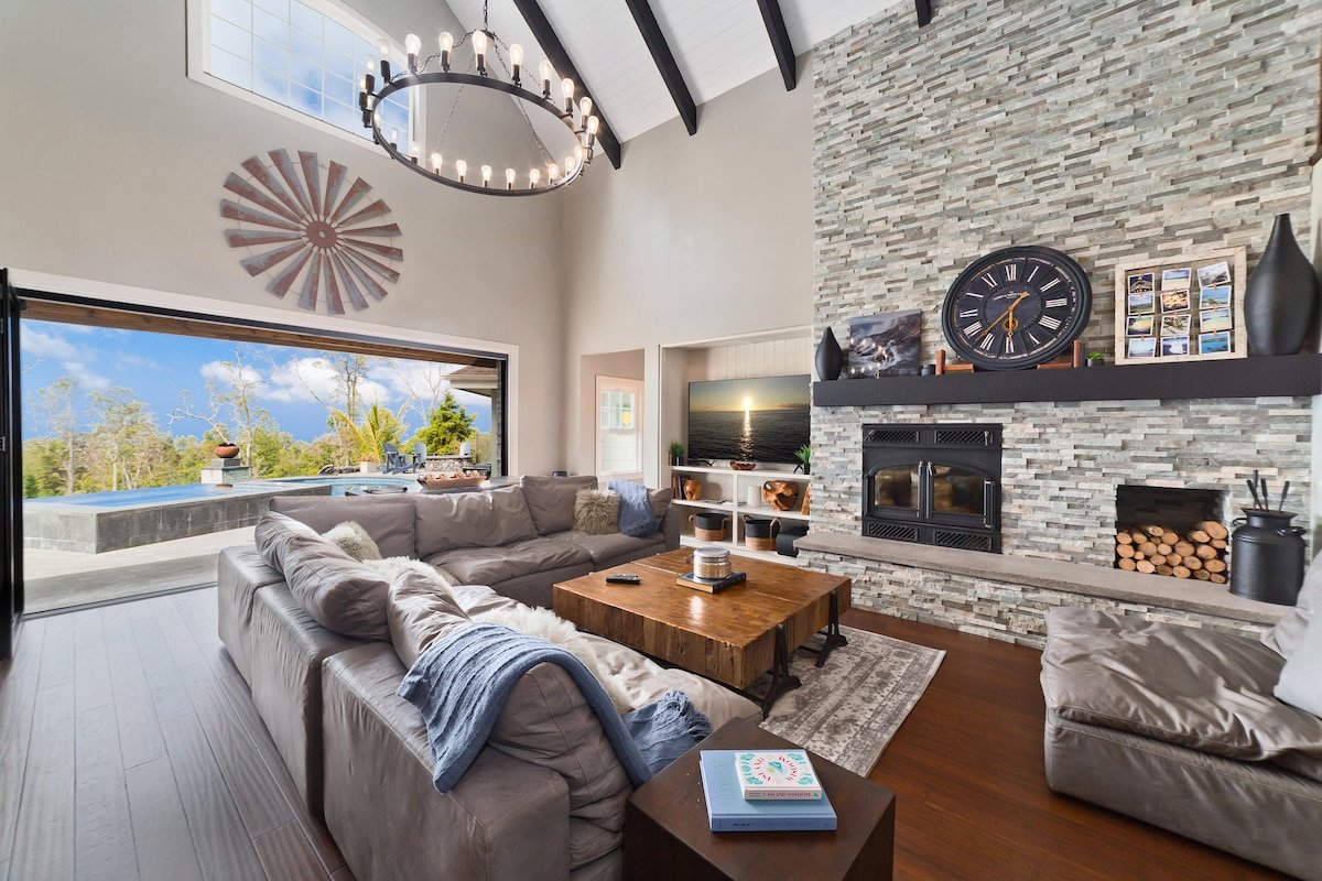 Luxury Estate – Gated, Pool, Hot Tub & Ocean View gallery image 5