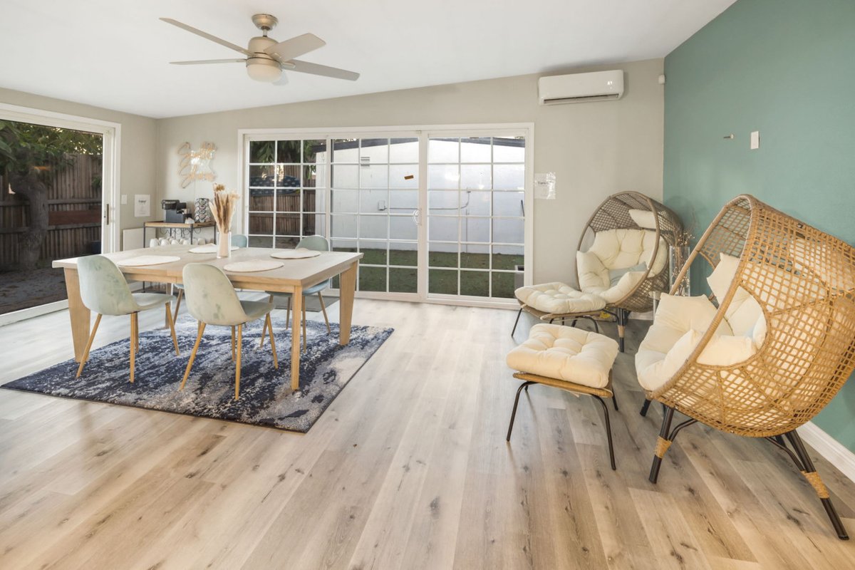 PB Villa- Fire Pit, Big Yard, Mins from the beach