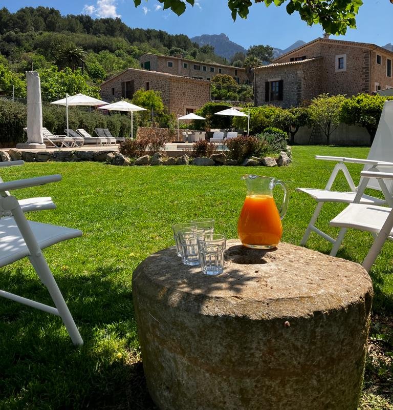 Renovated farmhouse with large saltwater pool gallery image 2