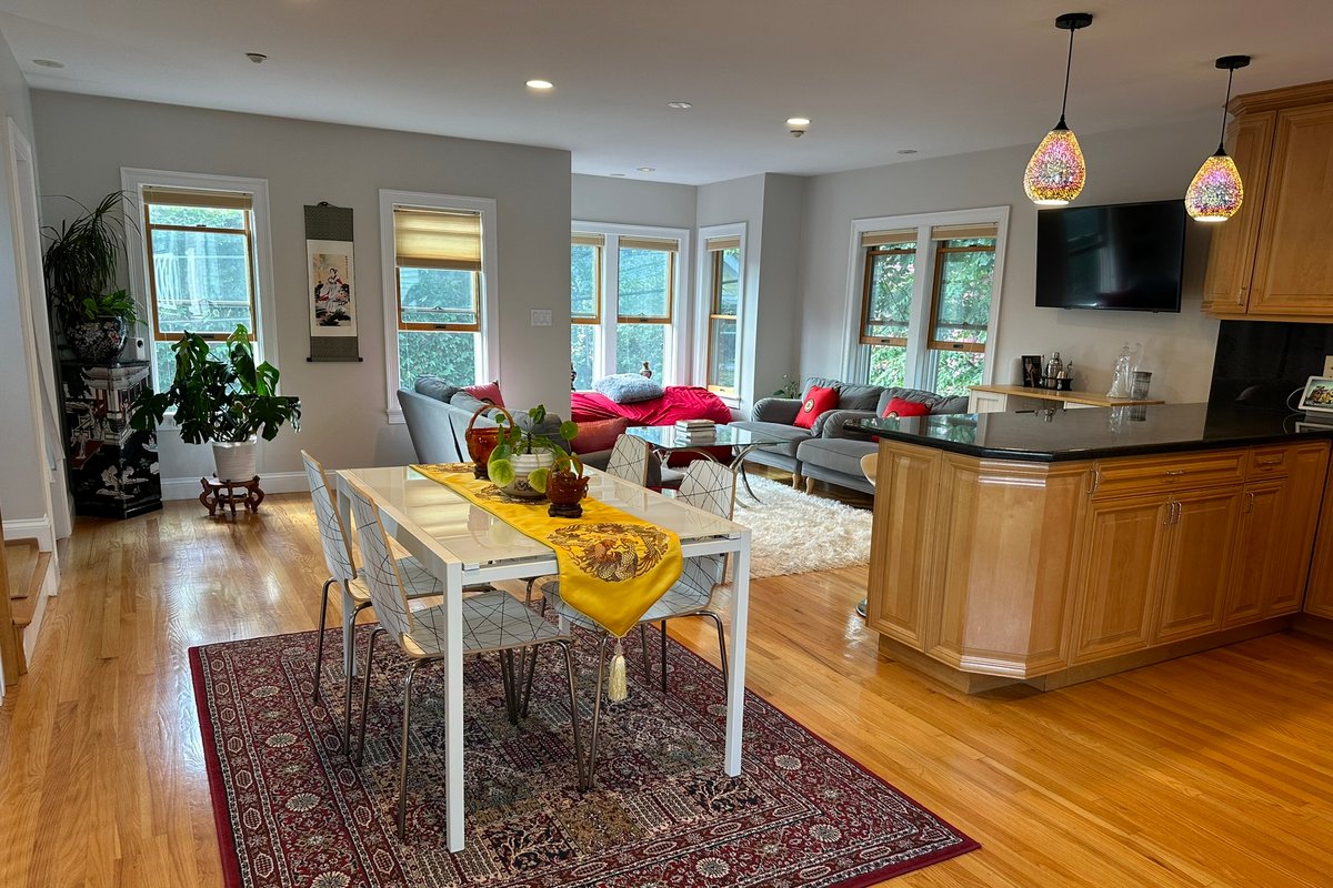 3bed, 2bath house, walk to Harvard/MIT+parking