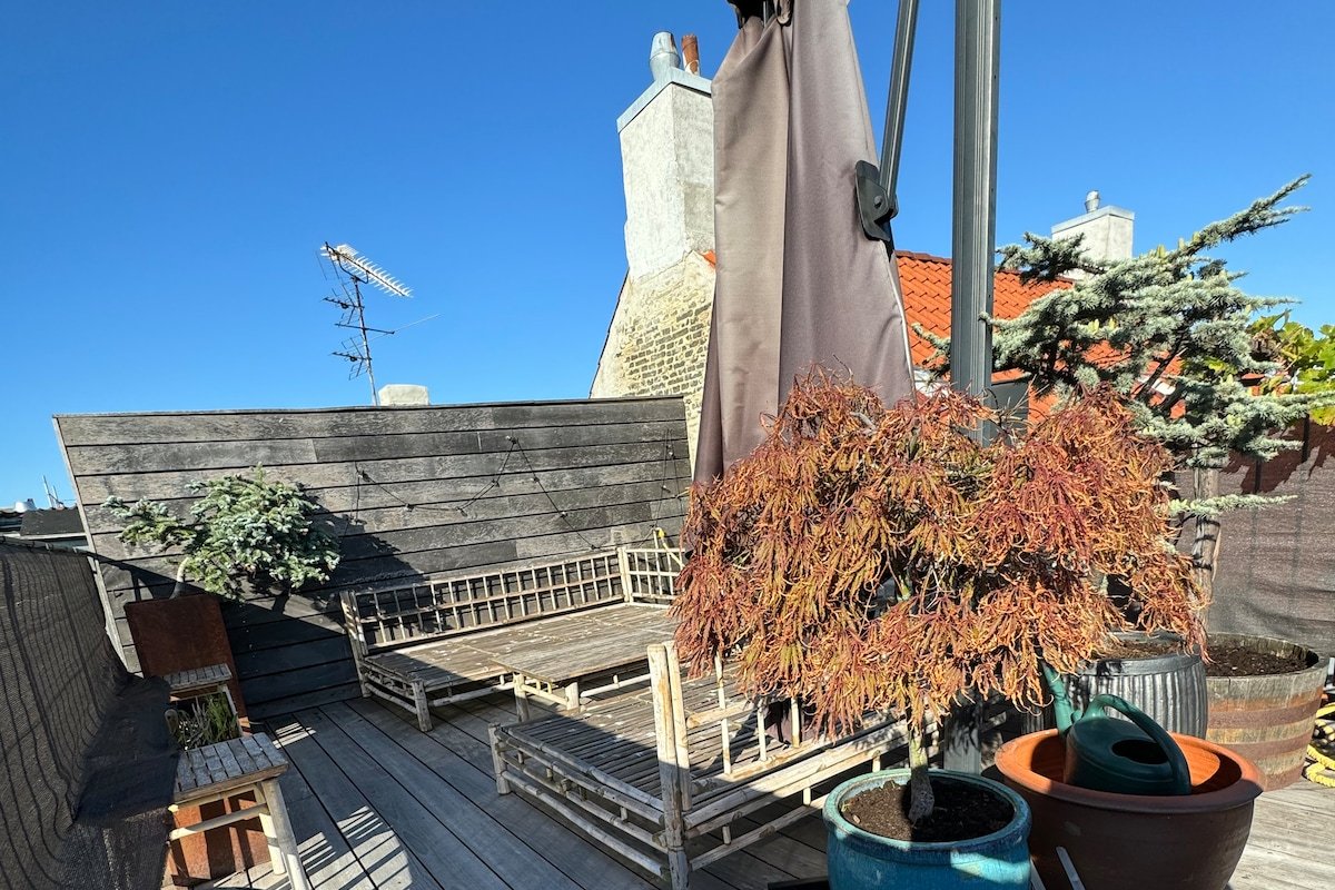 45sqm Private rooftop, 140sqm cosy apartment gallery image 2