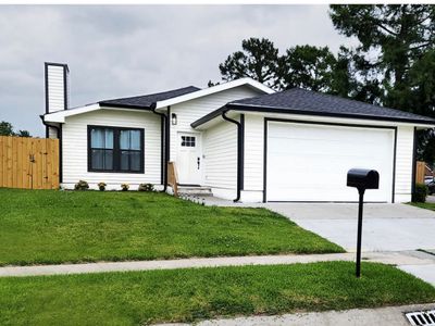 Luxury 2 bedroom with a fire place