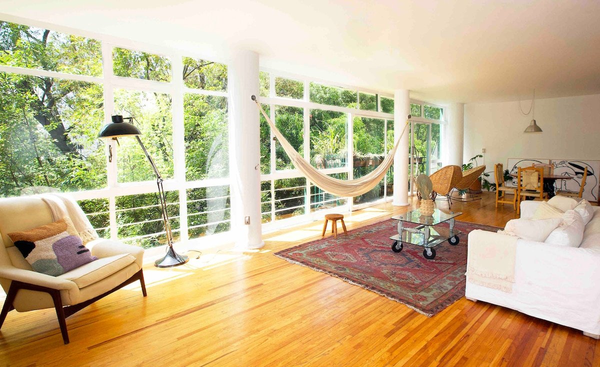 Sunny on Amsterdam, Condesa w/ Parque Mexico views gallery image 2