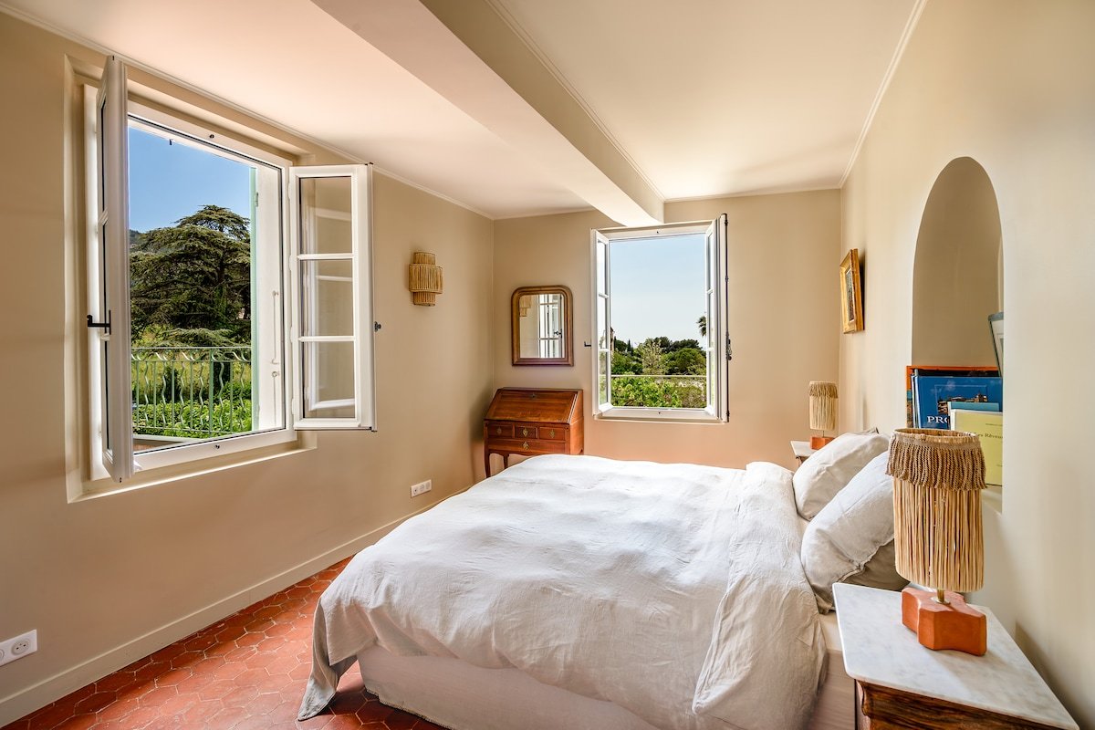 Luxurious Bastide in Cassis gallery image 2