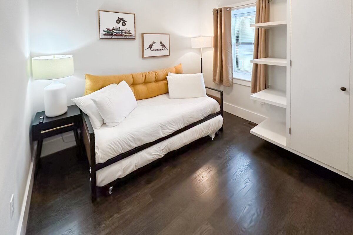 (DR54) Roof Deck 6Bedrooms,W/D, Parking, Baby Crib gallery image 4