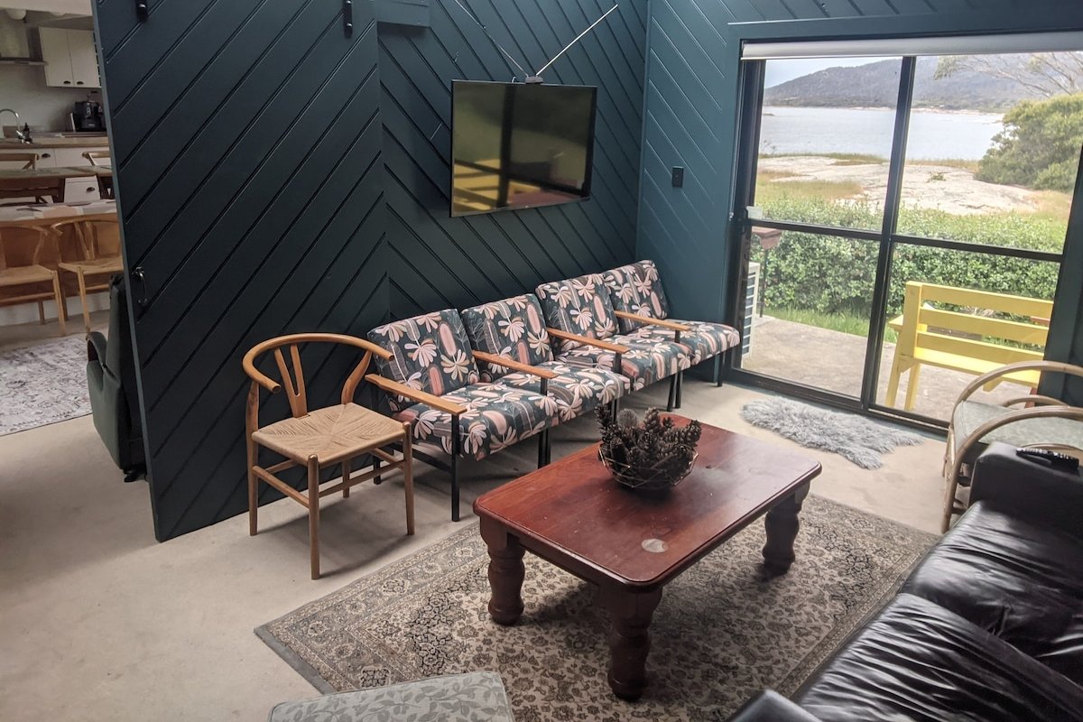 Pink Granite gallery image 4