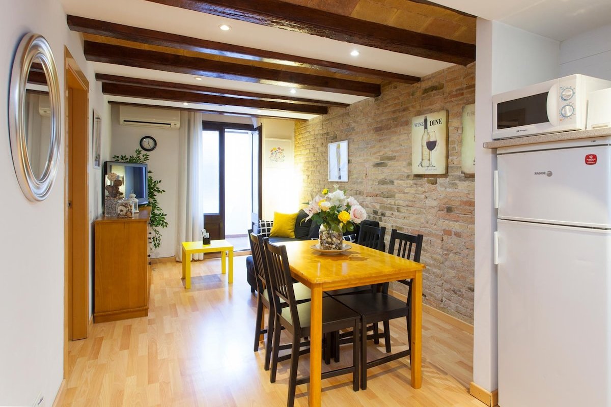 Family Flat 2 rooms for 3 – Near Center gallery image 3