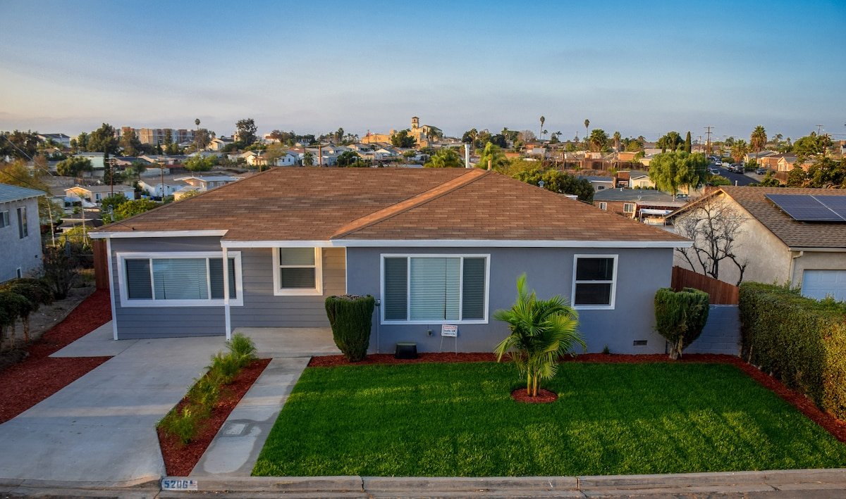 16 Guests, 5BR home/ 15 min. to Downtown/Gaslamp gallery image 2