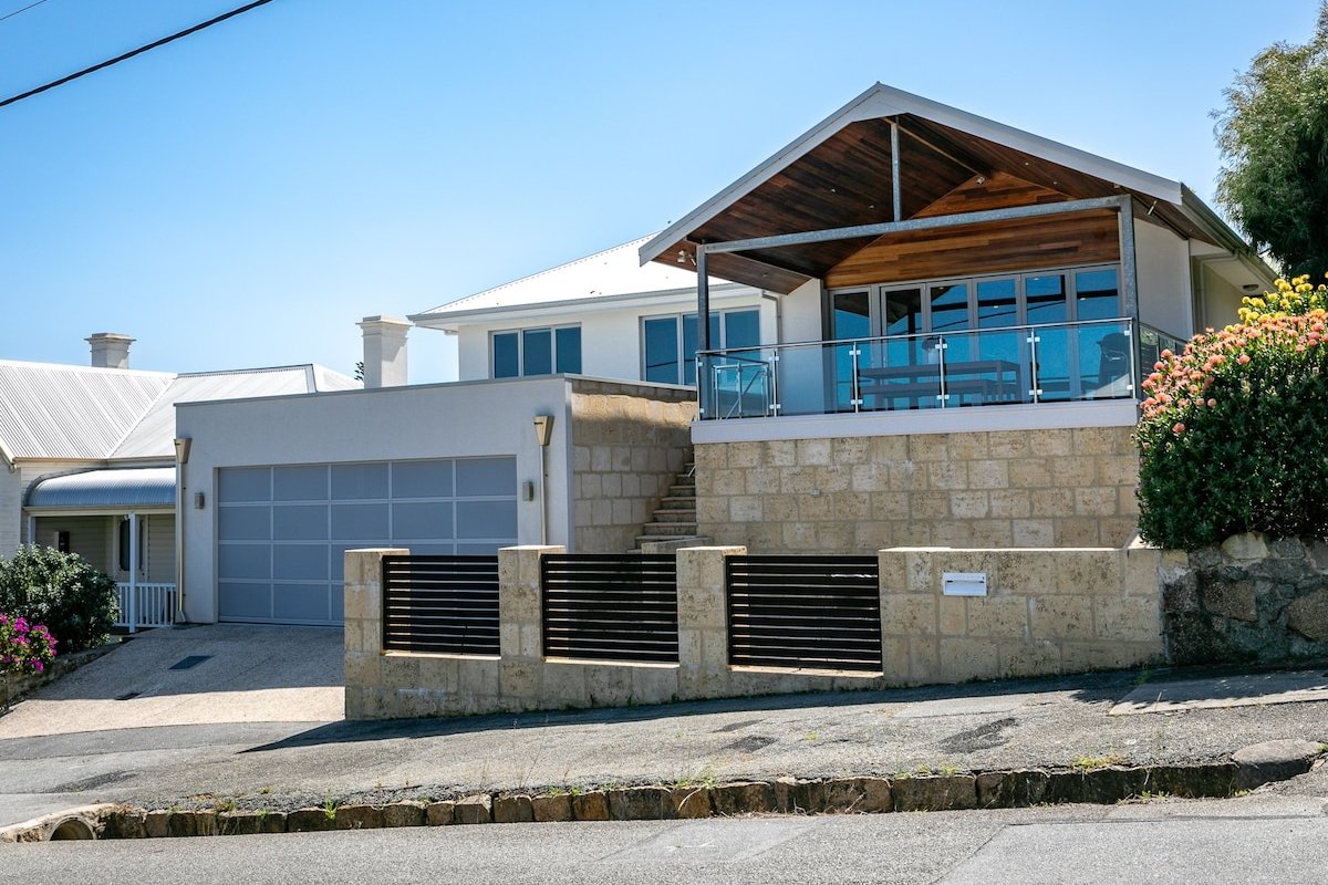 Lili’s on Grey | Luxury House gallery image 4