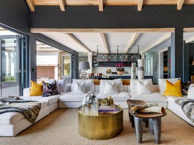 Stunning 3-Bedroom Home with Breathtaking Views