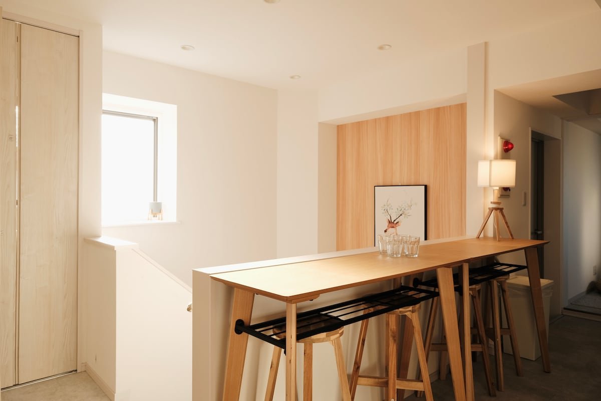 #KBK9B｜新宿・歌舞伎町｜6卧室125㎡超大复式公寓｜超级繁华地段｜地铁站步行3分钟 gallery image 2