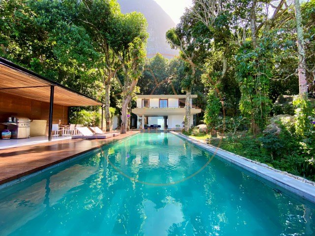 Vista mar e mata atlântica