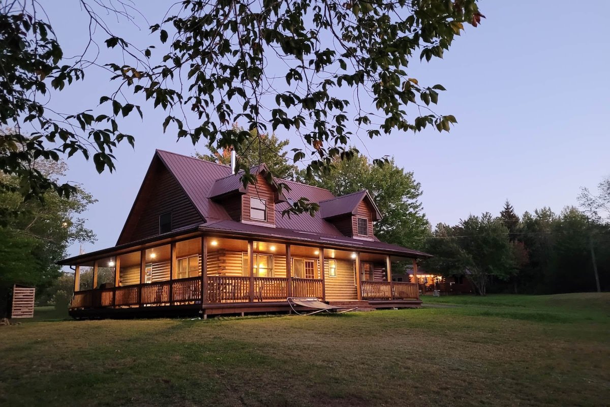 Cascade Cottage #2 gallery image 2