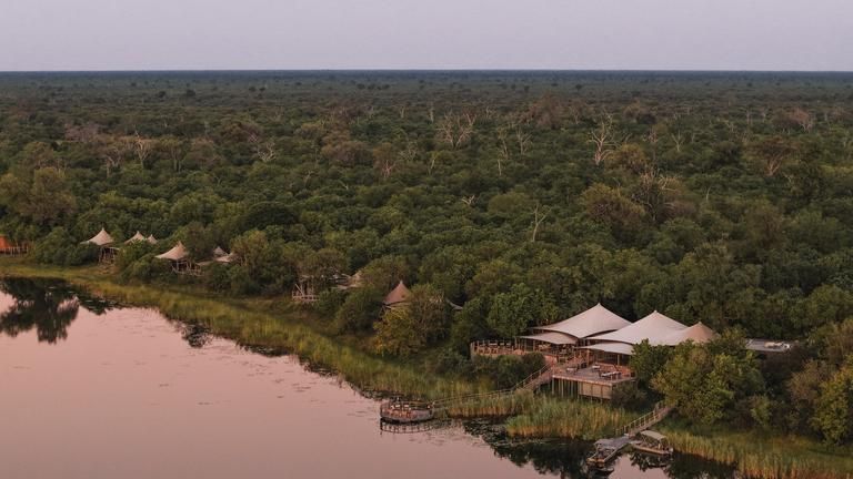 Wilderness DumaTau - Luxurious DumaTau is nestled in the Linyanti Wildlife Reserve between two busy elephant corridors, and boasts 45 km of river frontage across the concession.