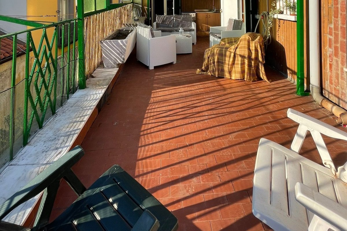 “Donnaromita holiday house” hystoric center gallery image 5