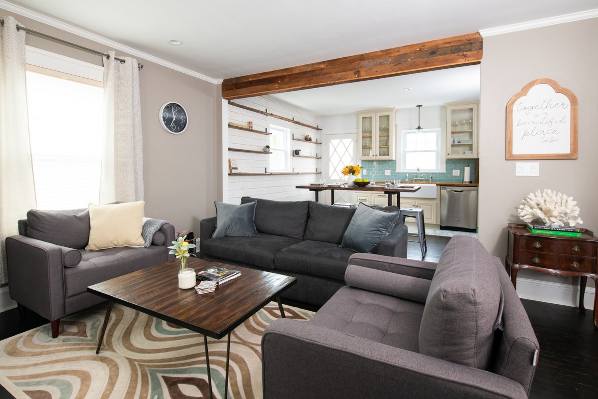 Hilltop House & Cottage, Close to Newport