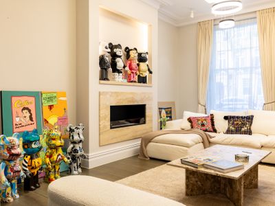 J-LUXCornelia 3-Bedroom Designer Flat – 1750 Sq F