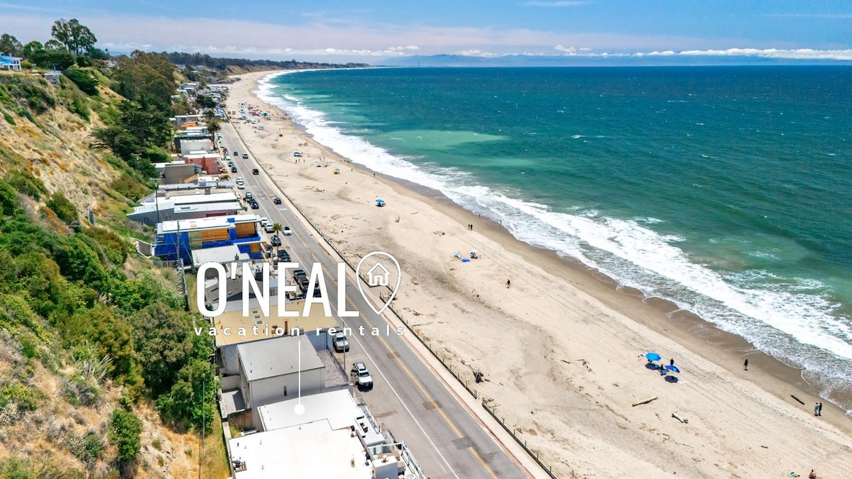 1960’s Rio Del Mar Beach House – Stunning Views! gallery image 5