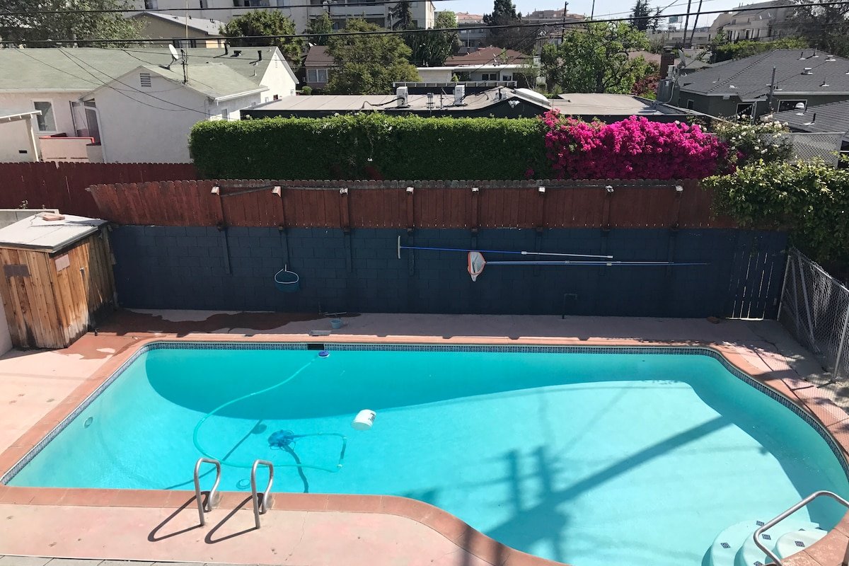 LUXURY HOUSE+POOL in West LA/Santa Monica gallery image 3