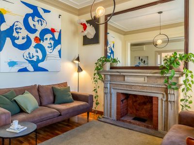 Casa Batlló views/ Family Oriented flat