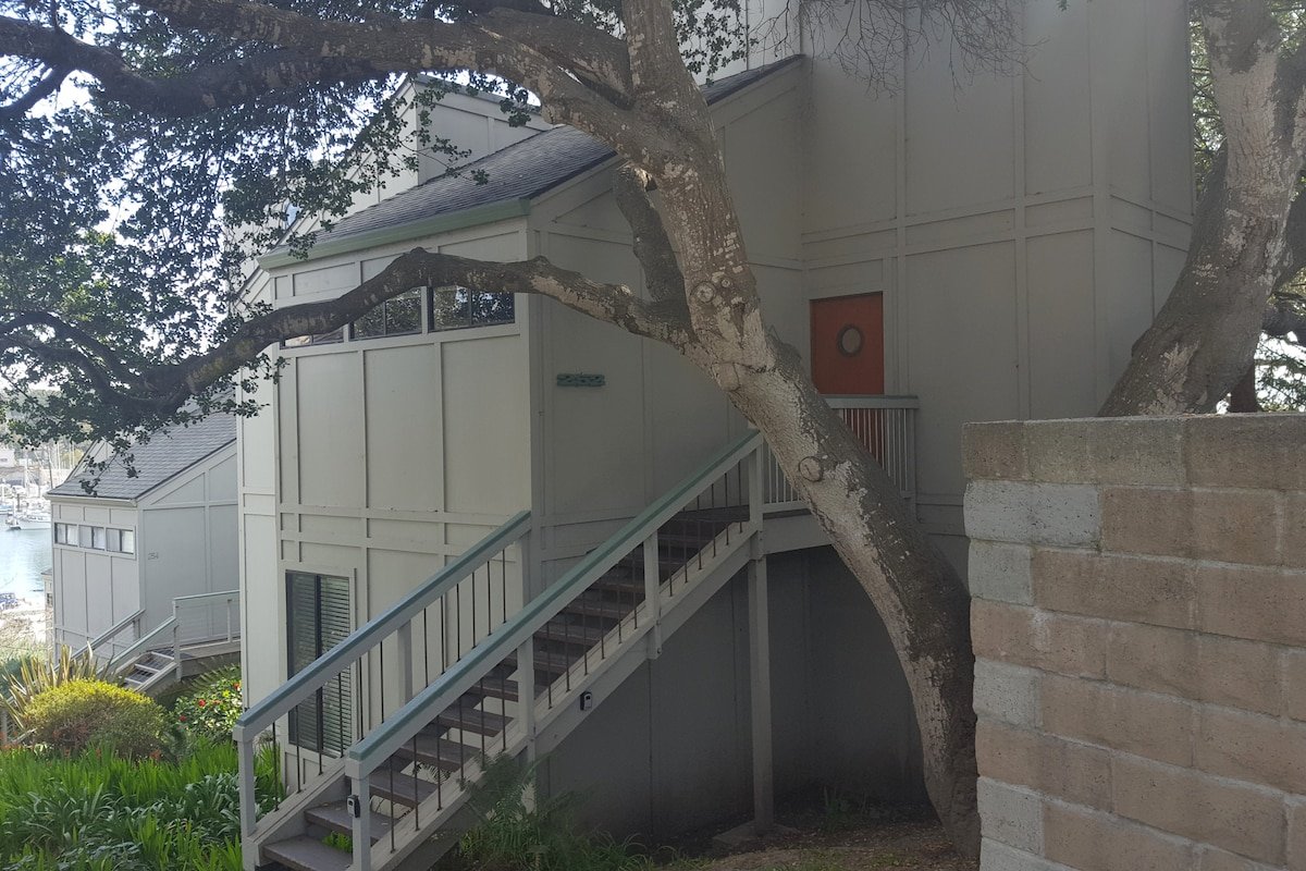 Fab Harbor/Ocean Views – Min to Beaches/Boardwalk gallery image 3