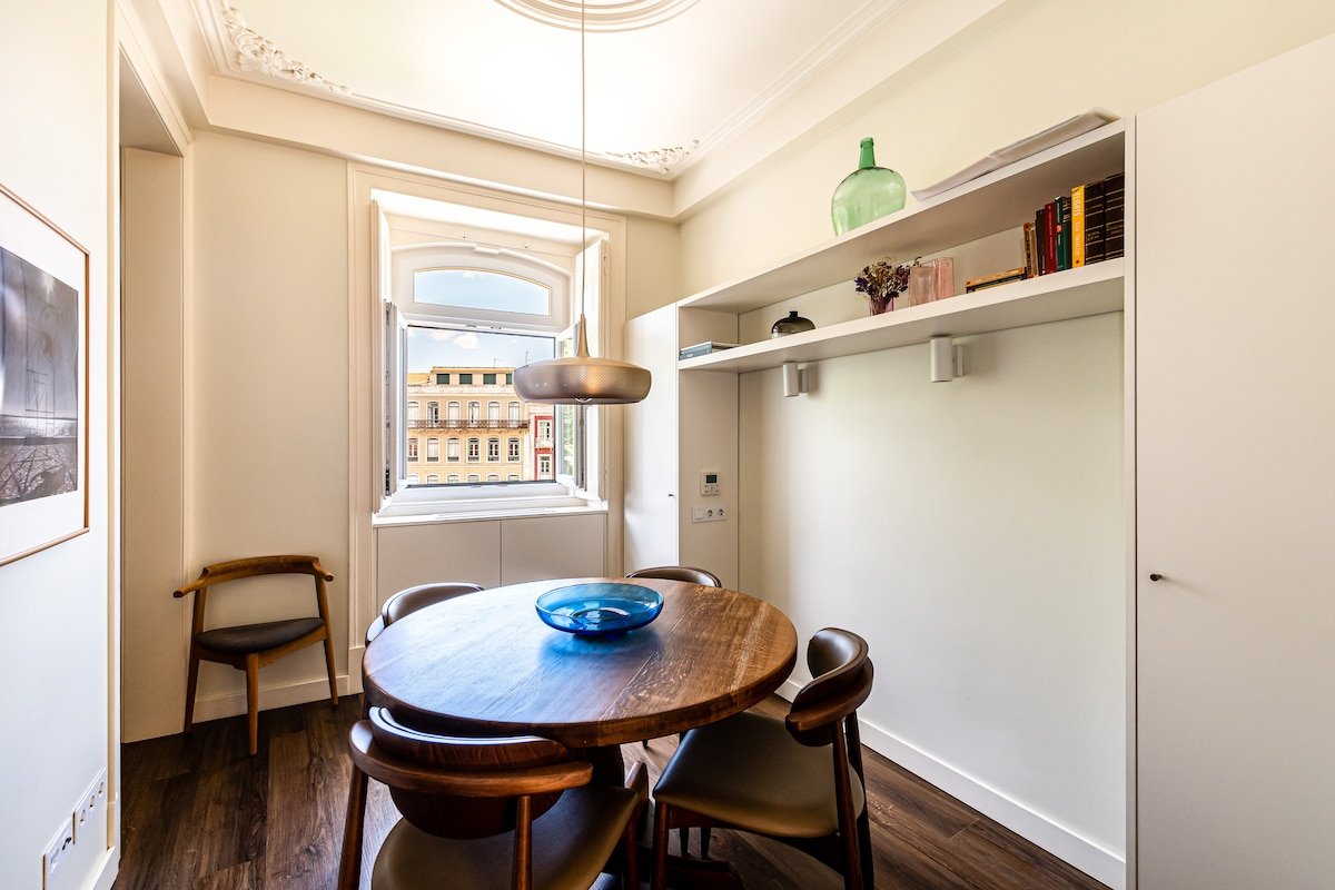 Deluxe 2 Bedrooms Apartment Chafariz- 6 pax-108sqm gallery image 2