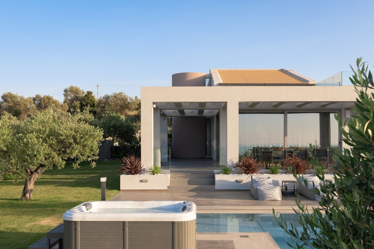 Agrielia Villa II, Graced by Heated Spa Whirlpool gallery image 2