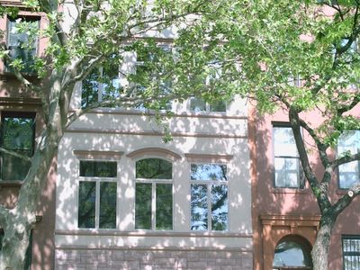 Gorgeous Modern 4BR 2.5 BA Triplex Townhouse