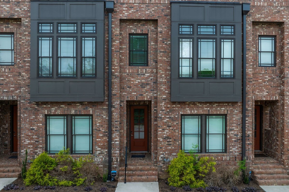 Two Townhomes | Double the Fun for Large Groups! gallery image 5