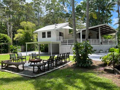 Main Creek Getaway – Acreage 10 mins Mooloolaba
