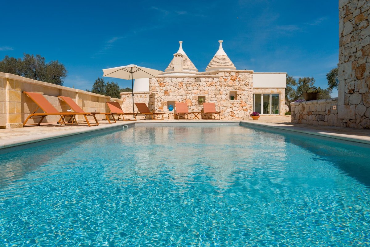 Trullo AMaMi with Private Pool and Jacuzzi