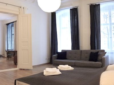 Elegant 4 Room Apartment with 2 Bathrooms