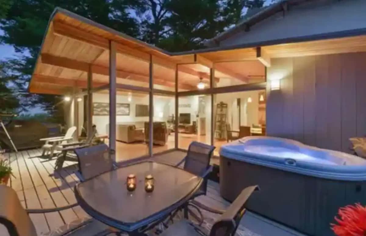 Dream Redwood Getaway: Hot Tub, Views, Hiking gallery image 3