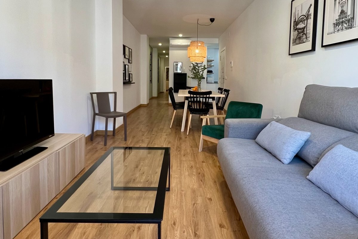 1D – Spacious apartment in Ruzafa