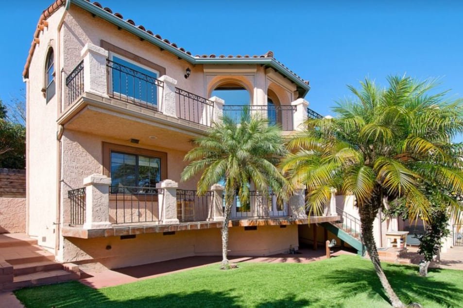 ☆🏘 Breathtaking 180º Views 🏝Hot Tub🏝 5☆ Reviews gallery image 4