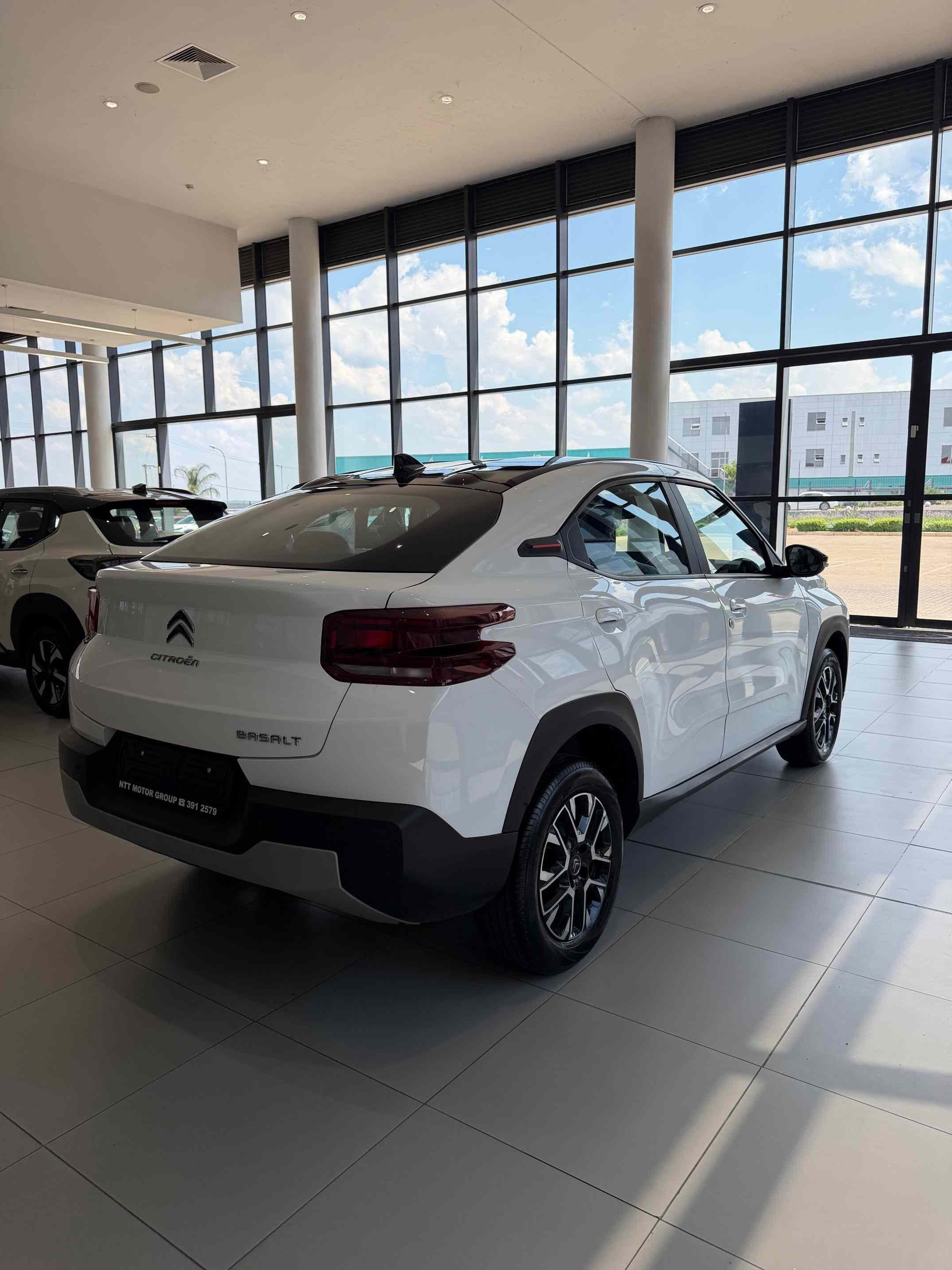 Used car gallery