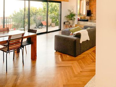 Newly renovated family home with beautiful views