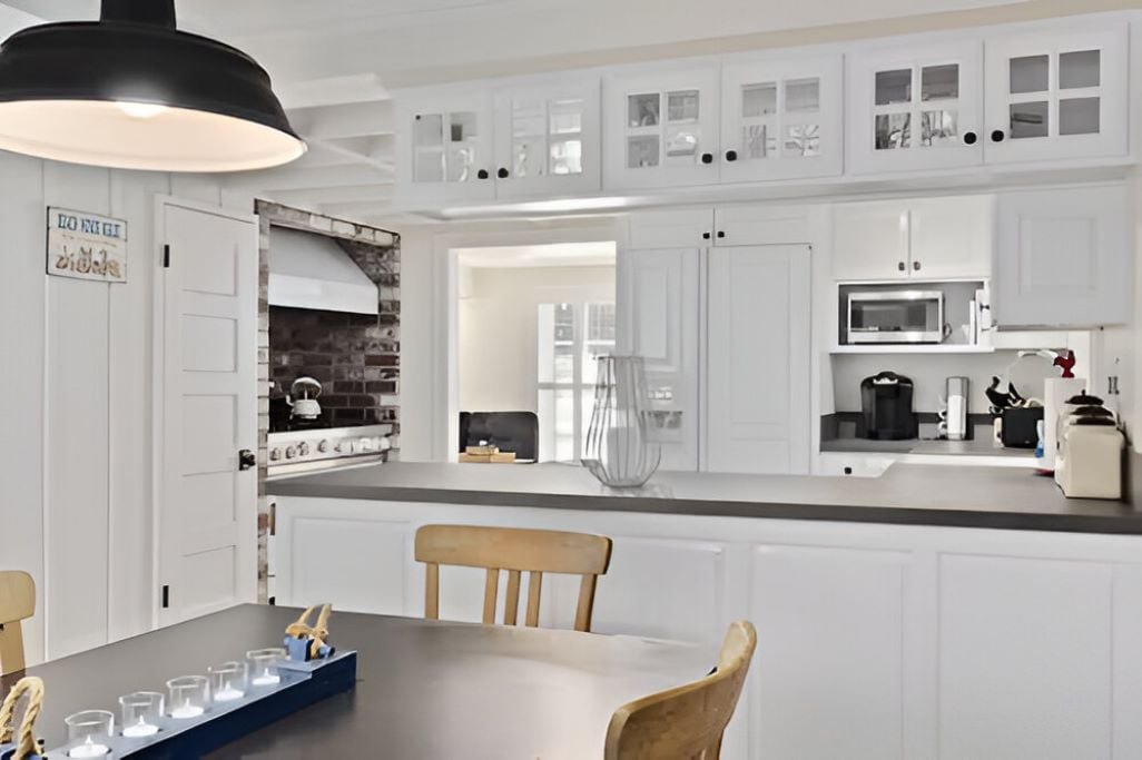 Capitola Beach house on Riverwalk w/dock by Ocean gallery image 5