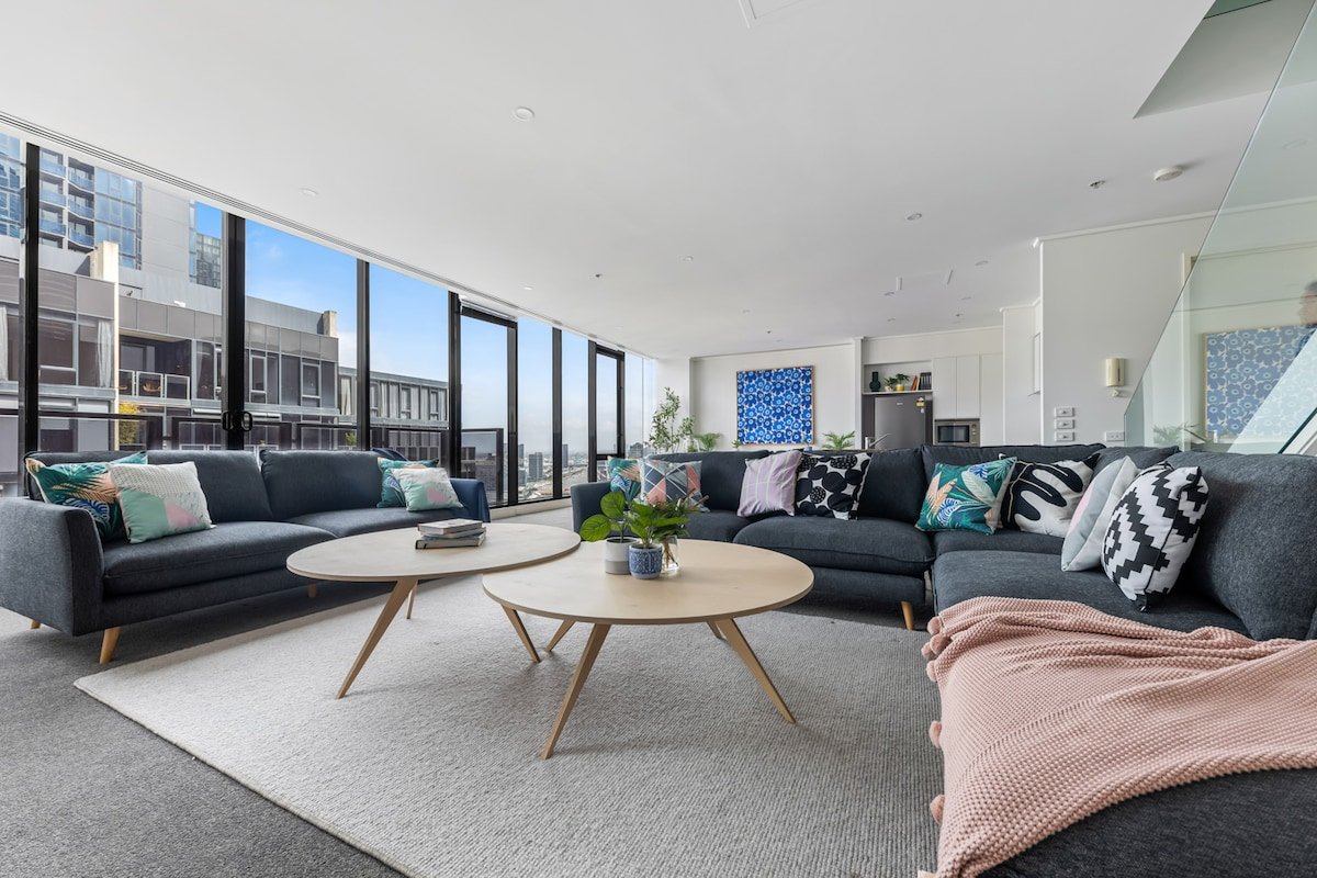 Aroha The Ultimate Melbourne Penthouse gallery image 5