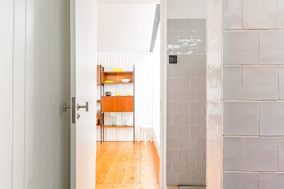 Beautifully Restored Cottage with Patio in Historic Center D gallery image 4