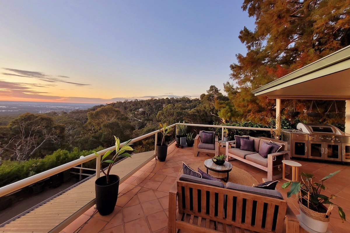 Lascelles Lookout – A Haven On The Hill gallery image 3