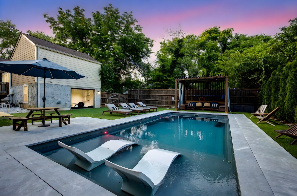 Private Pool Oasis | Stargazing + Outdoor Sauna gallery image 4