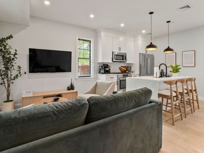 Modern 5B3B in Boston | Steps to the T